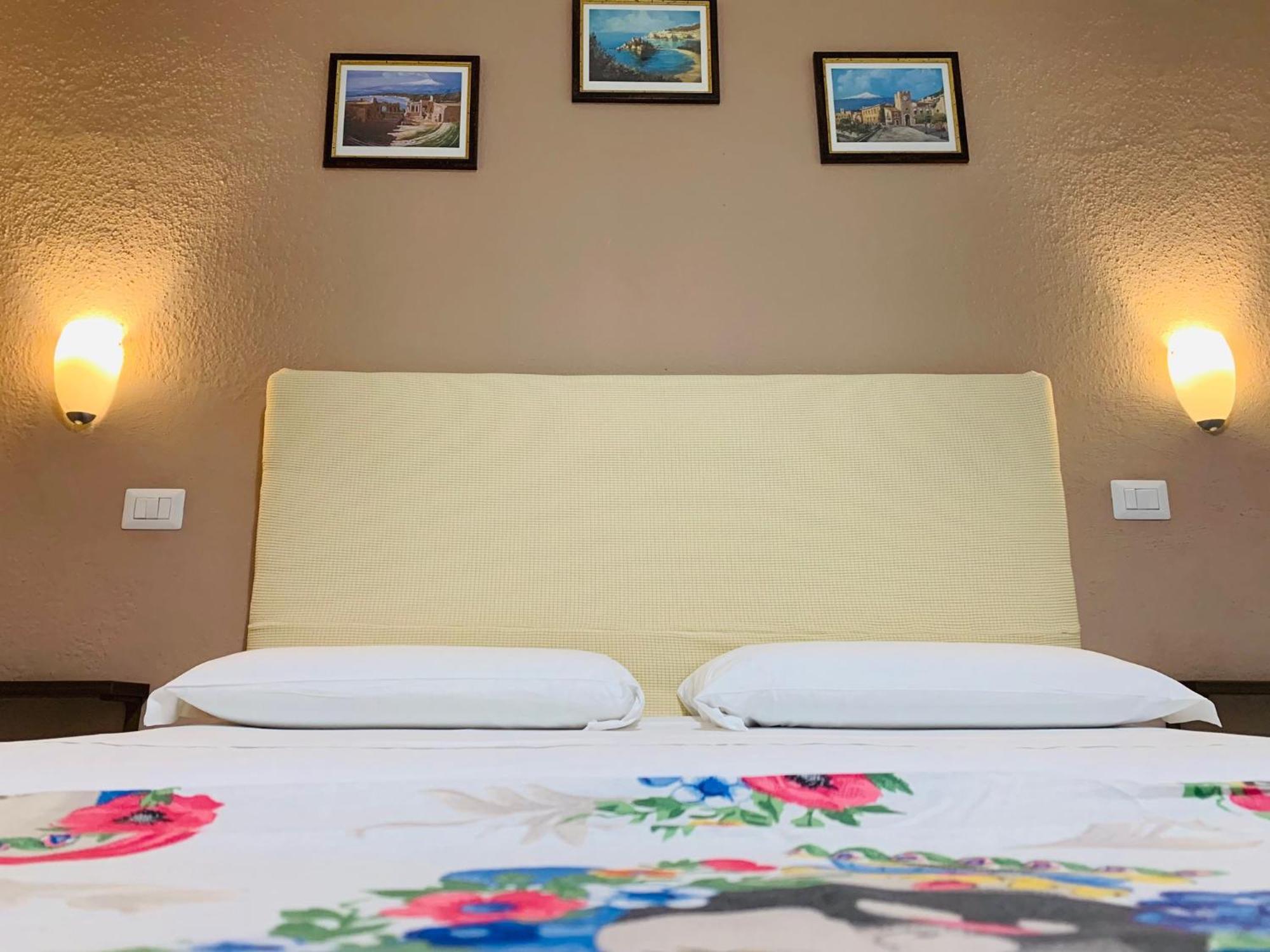 Casa Melany Apartment Taormina Luaran gambar